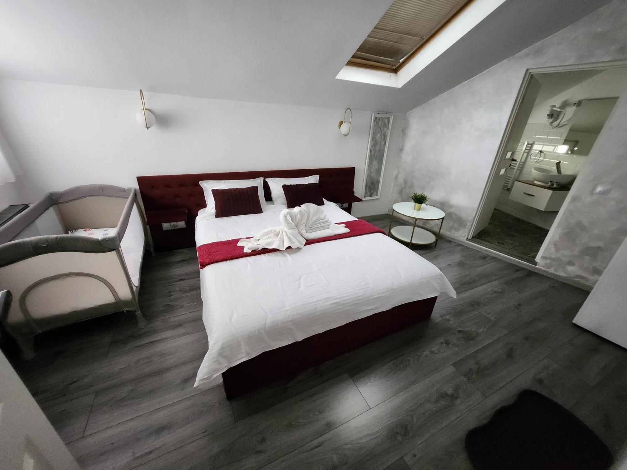 Pensiunea Ober Braşov Habitación foto
